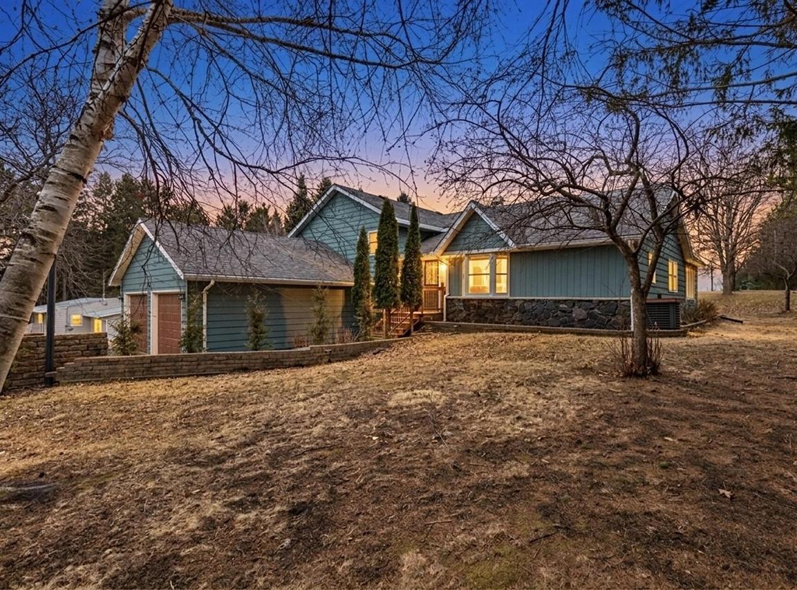 735 S Second St, Delavan, WI 53115