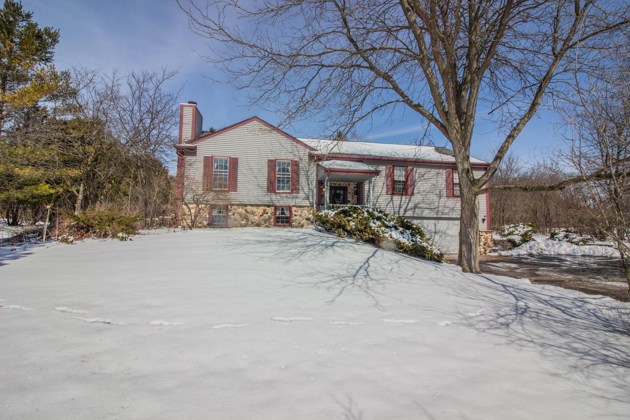 144 S Cortland Ln, Trenton, WI 53095