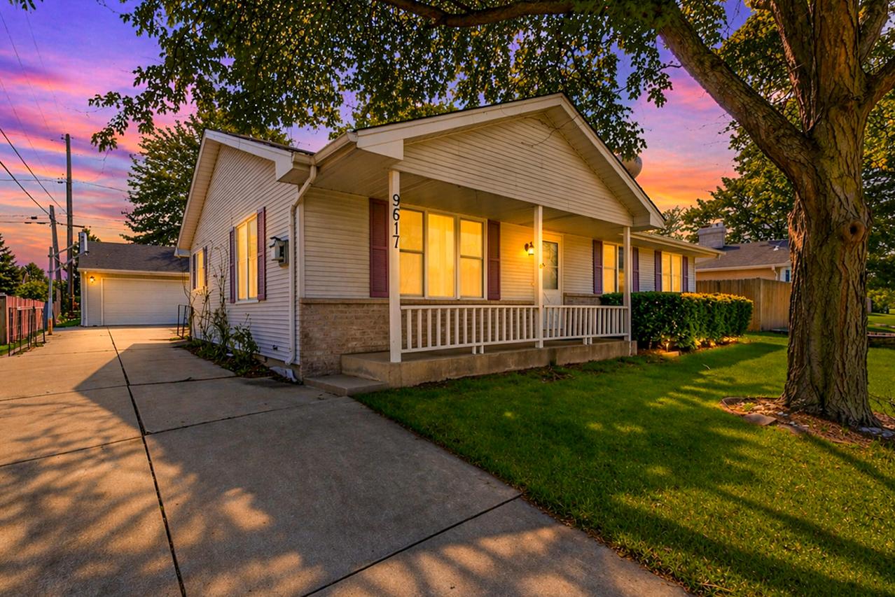 9617 Grayce Dr, Sturtevant, WI 53177