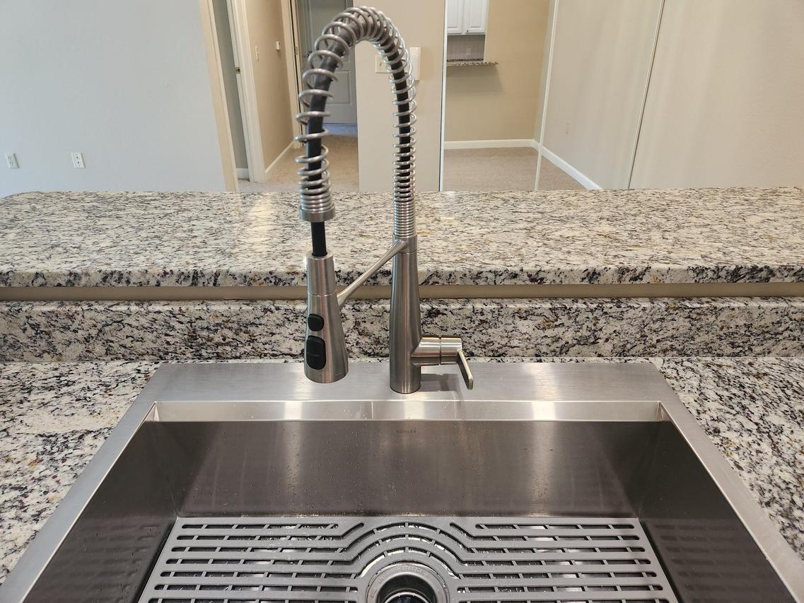 2740 Northview Rd #109, Waukesha, WI 53188