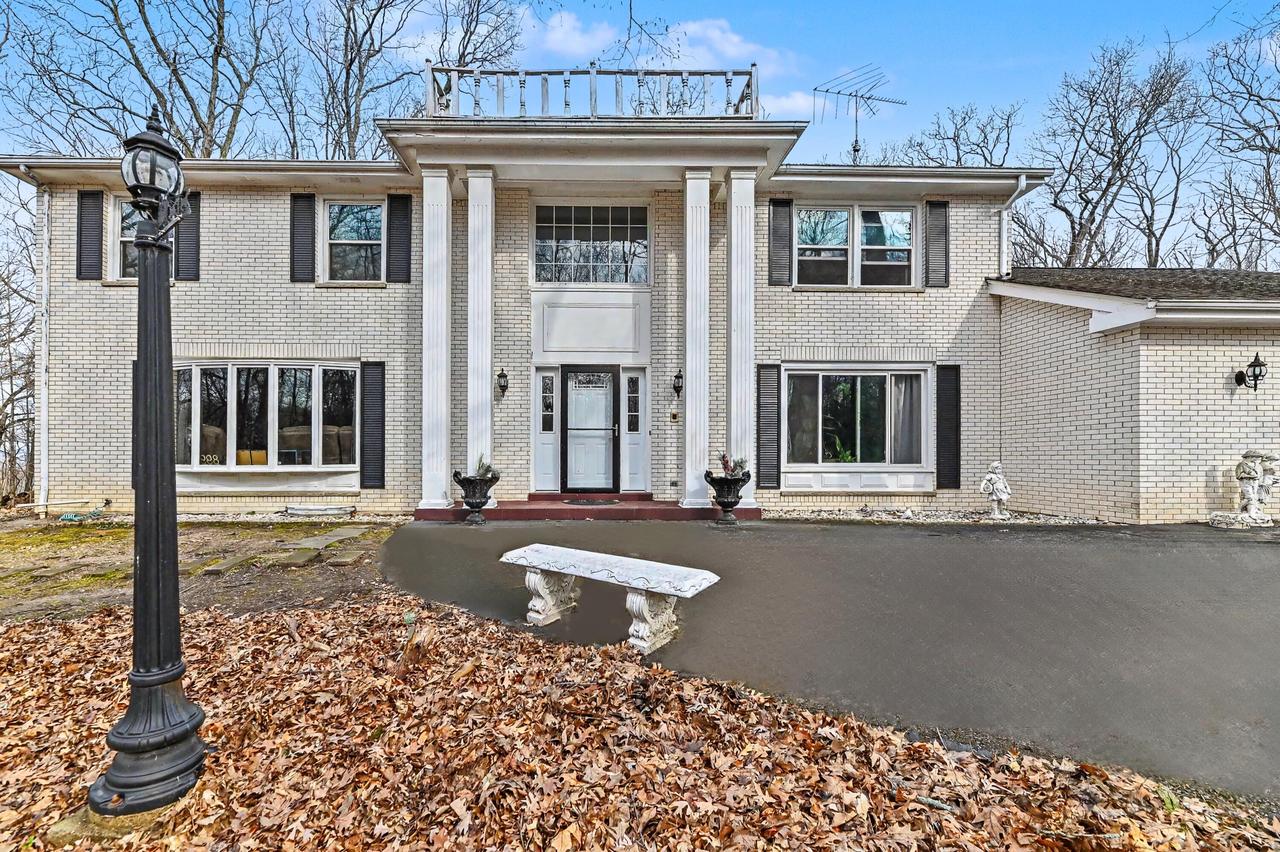 W267S7535 Olympia Ct, Vernon, WI 53189