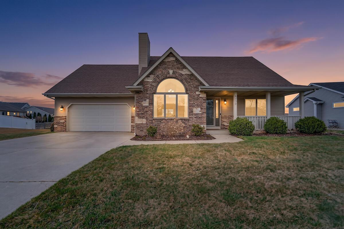 8900 Citadel Ter, Sturtevant, WI 53177