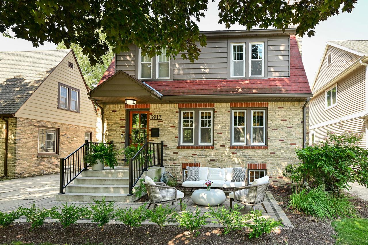 5917 N Bay Ridge, Whitefish Bay, WI 53217
