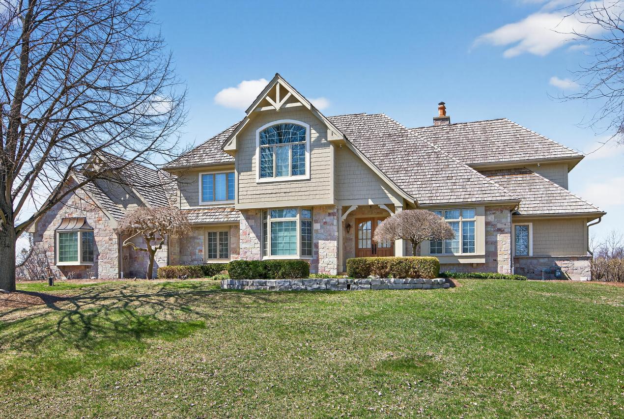 14095 N Pine Bluff, Mequon, WI 53097