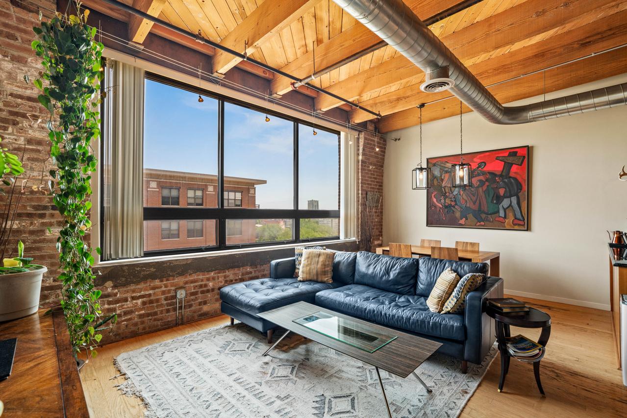 234 E Reservoir Ave #503, Milwaukee, WI 53212