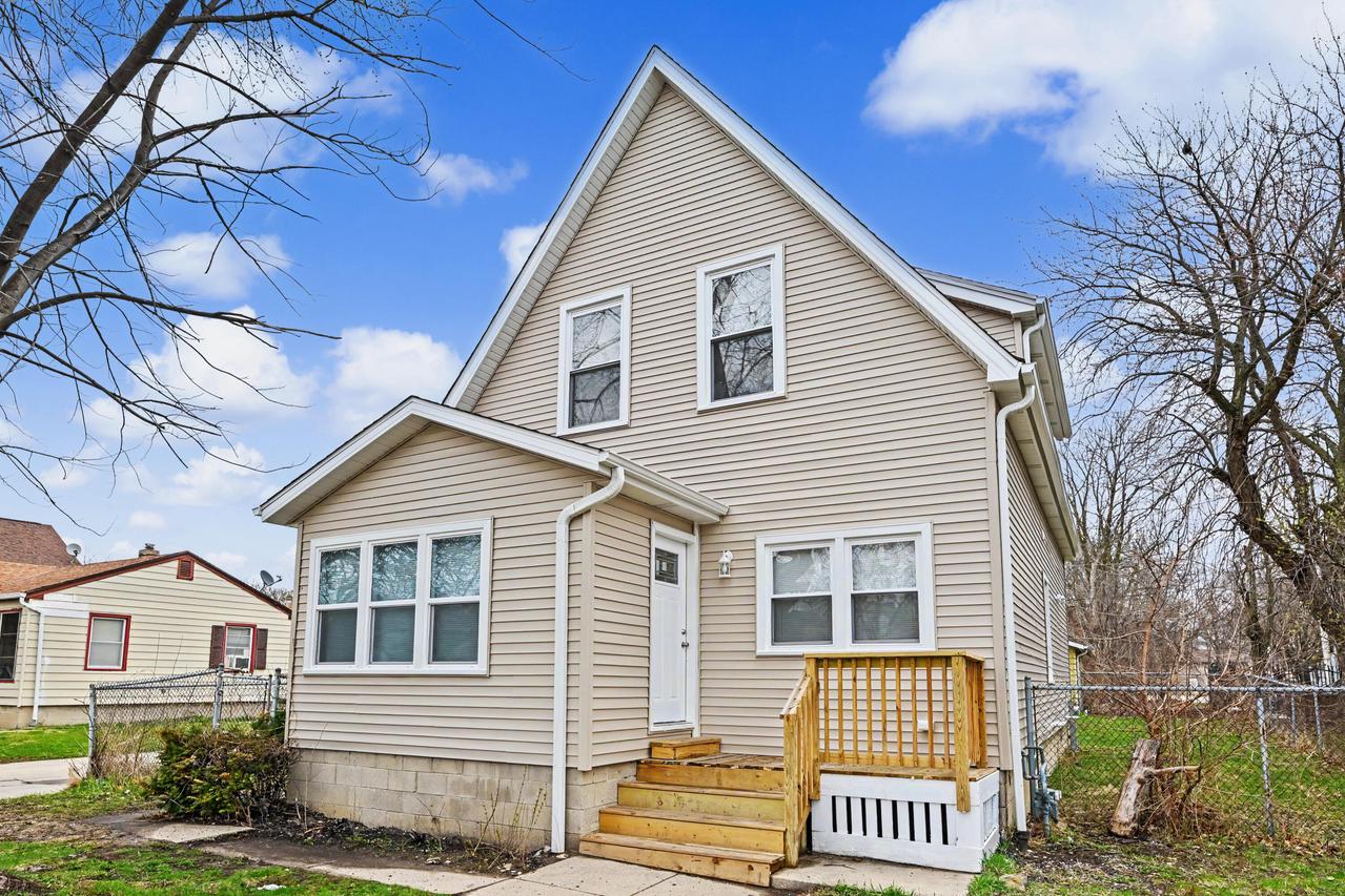1634 N 27th St, Milwaukee, WI 53208