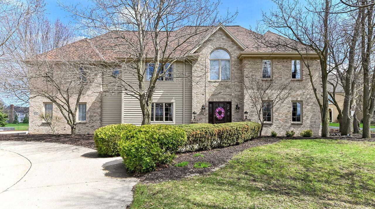 2820 Norman Dr, Brookfield, WI 53045