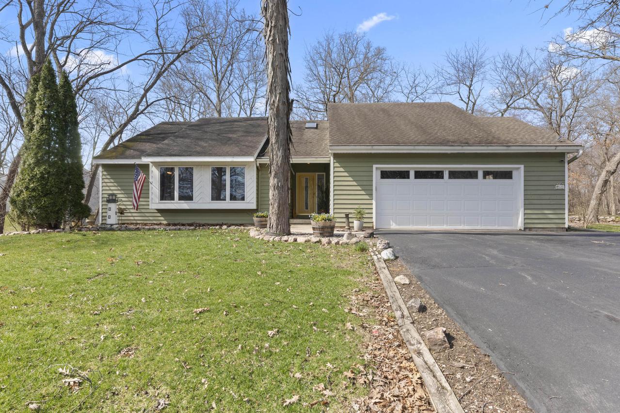W8231 Lake Ter, Lake Mills, WI 53551
