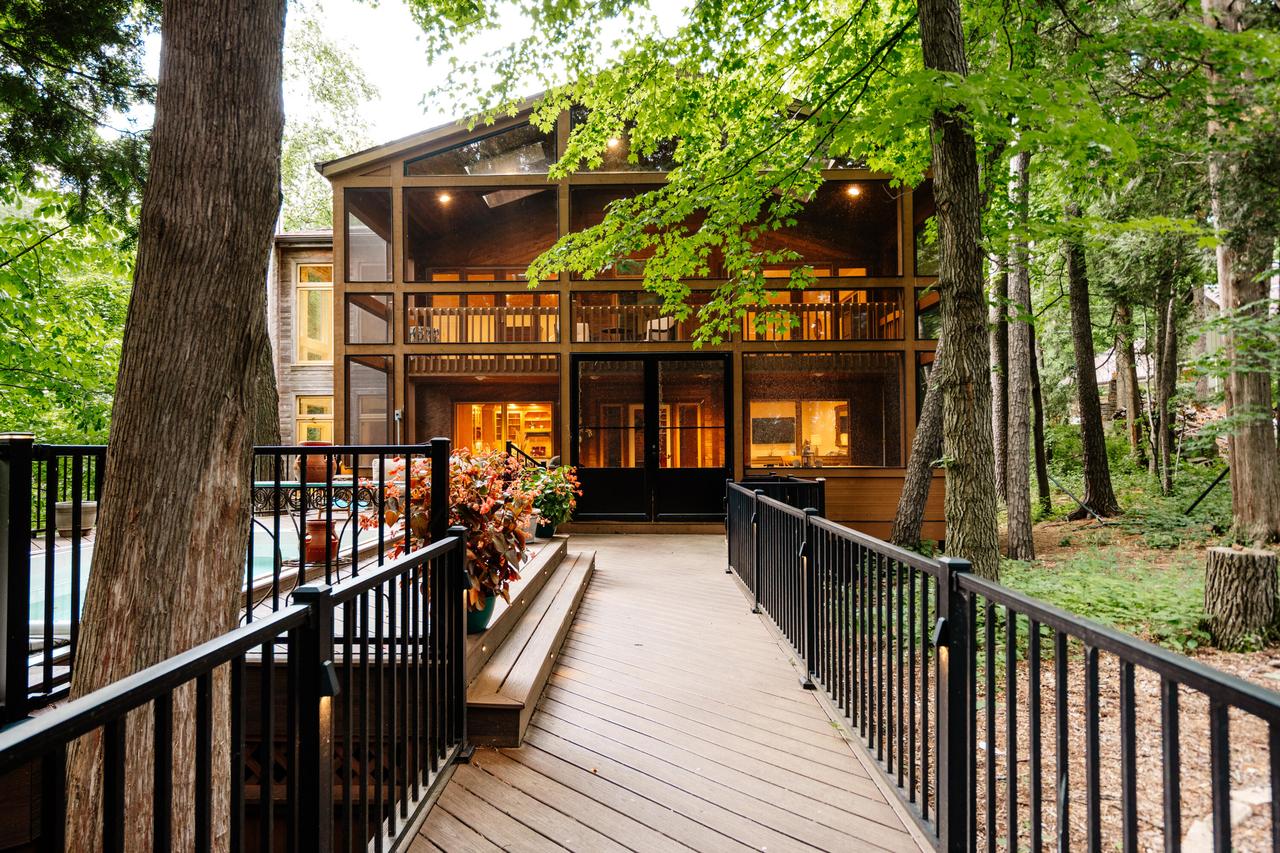 310 N Turtle Bay Rd, Elkhart Lake, WI 53020