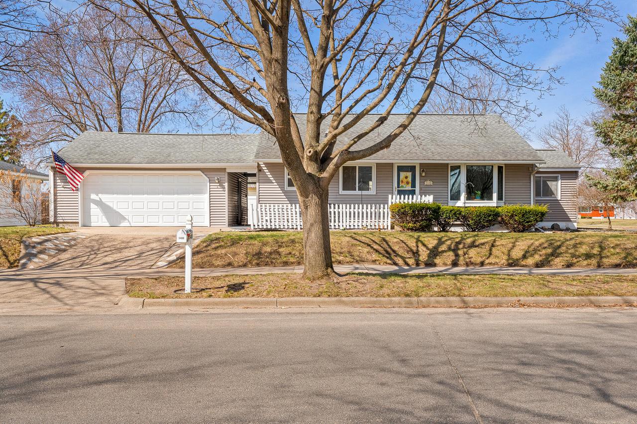 3400 28th St, La Crosse, WI 54601