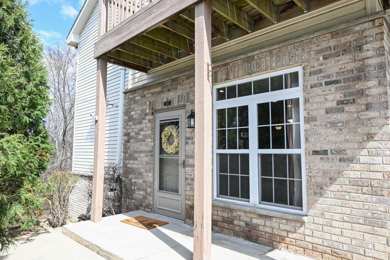 9267 S 54th St, Franklin, WI 53132