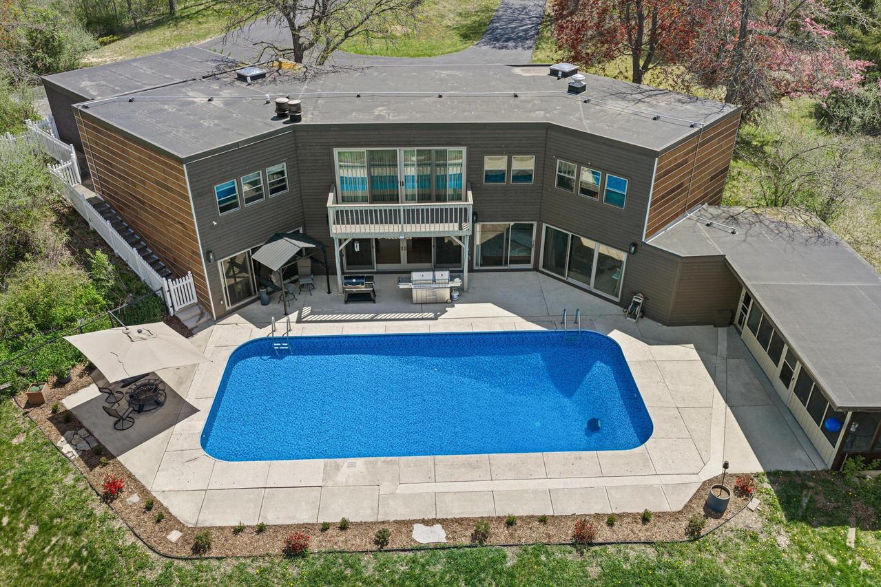 6171 Pleasant Hill, Trenton, WI 53095