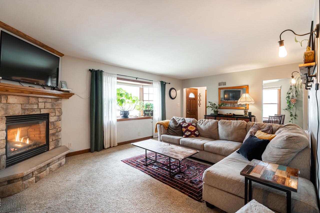 3457 S Herman St, Milwaukee, WI 53207