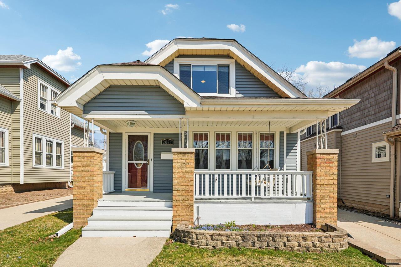 2036 N 84th St, Wauwatosa, WI 53226