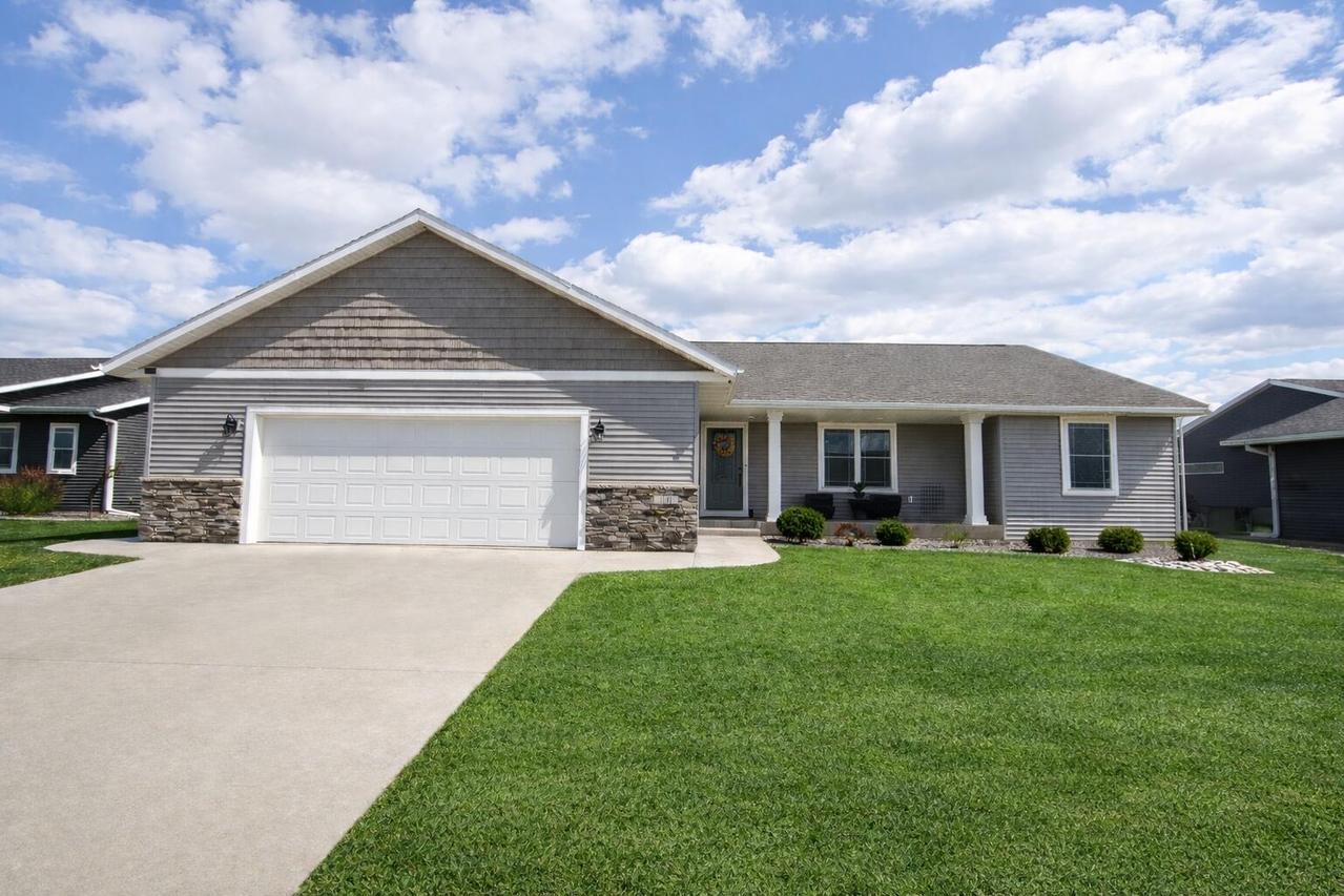 3141 Christenson Ln, Holmen, WI 54650