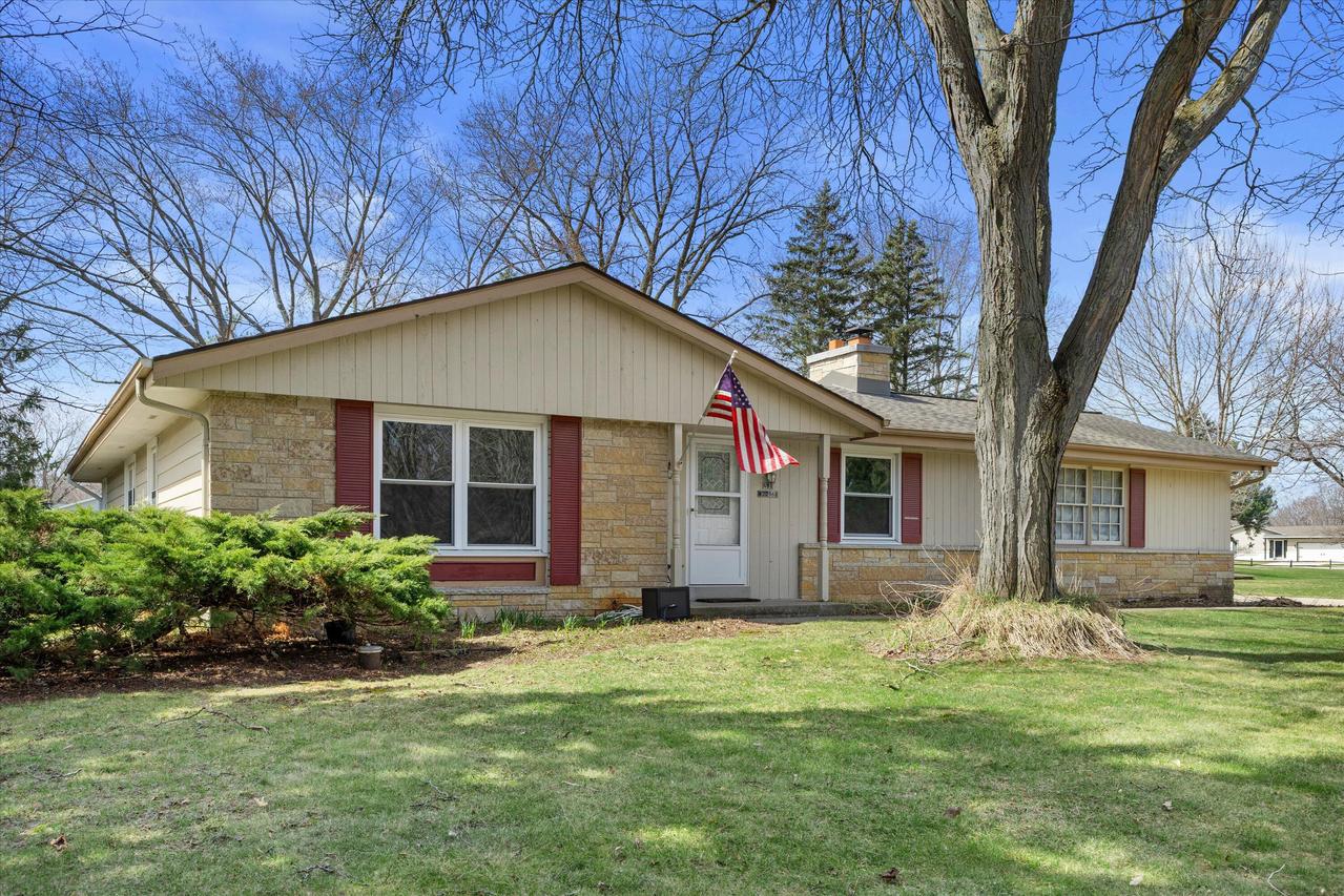 N81W22561 Susan Pl, Lisbon, WI 53089