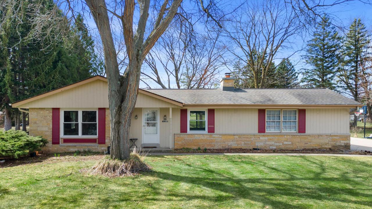 N81W22561 Susan Pl, Lisbon, WI 53089