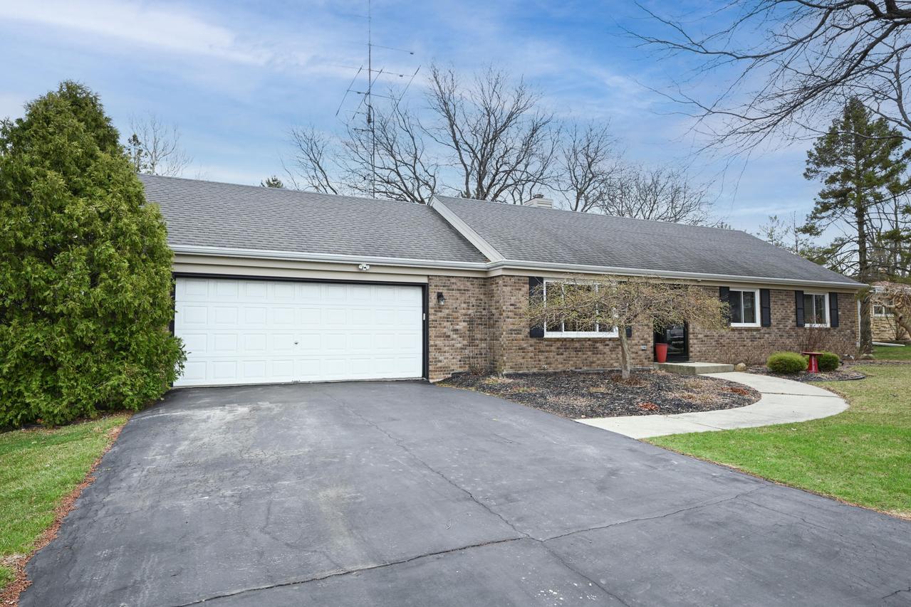 3027 Storybook Dr, Mount Pleasant, WI 53406