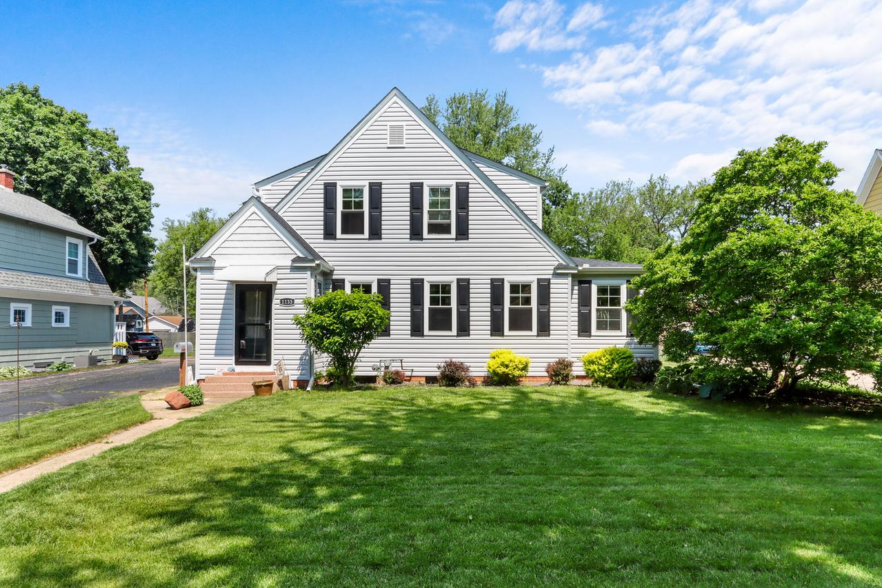 1133 Racine St, Delavan, WI 53115