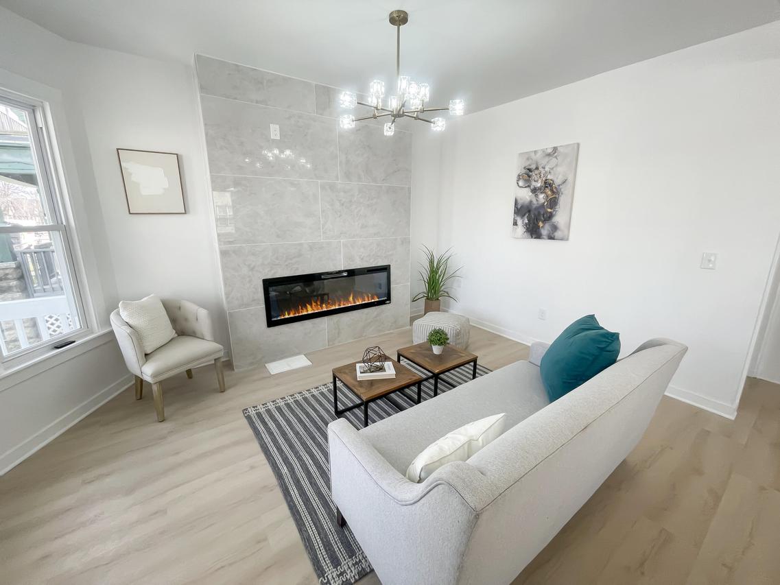 3249 N 14th St, Milwaukee, WI 53206