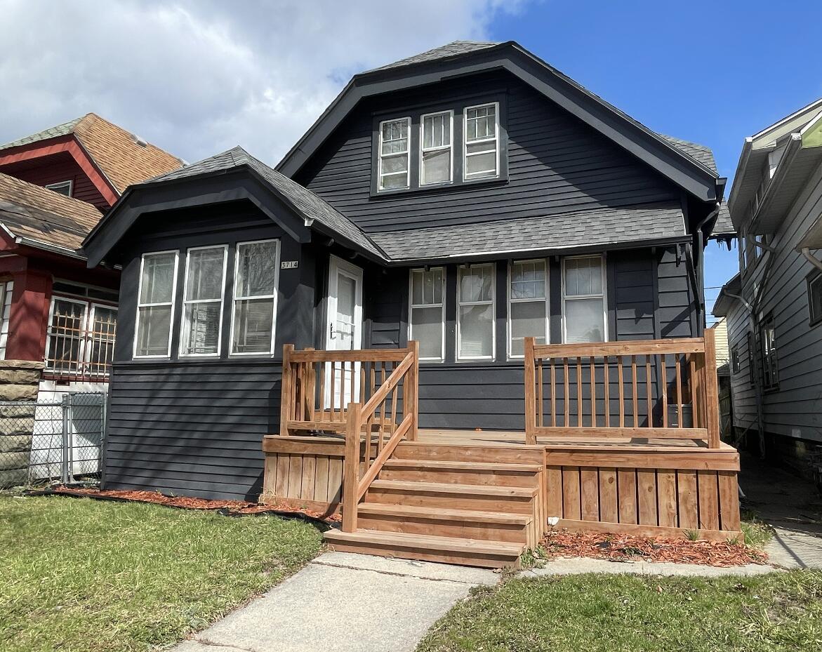 3714 N 26th St, Milwaukee, WI 53206
