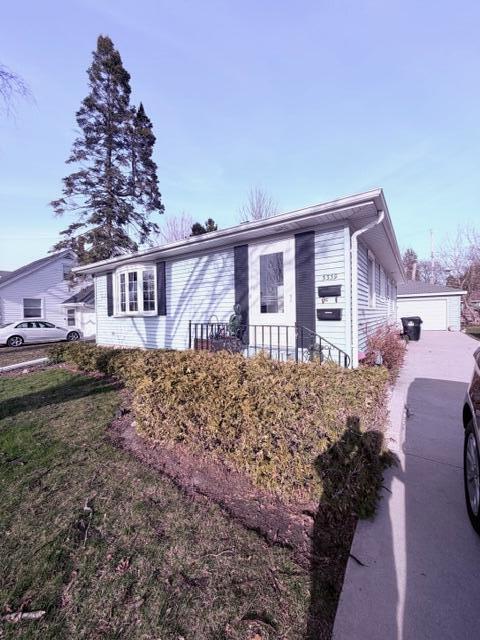 3339 6th Ave, Racine, WI 53402