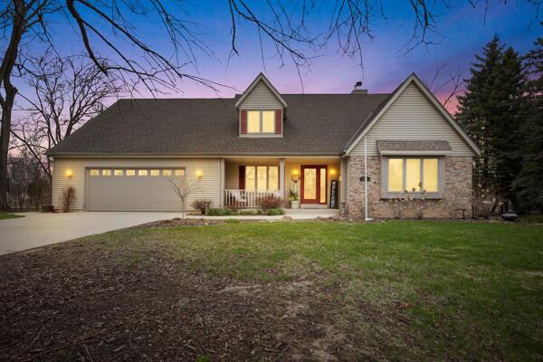 N55W15788 Lavender Lilac Ln, Menomonee Falls, WI 53051