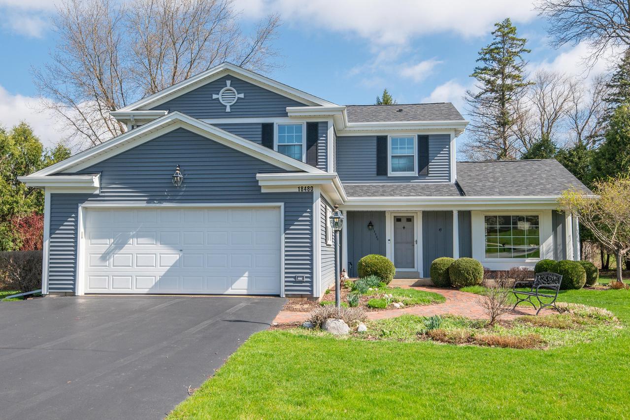 18480 Midland Pl, Brookfield, WI 53045