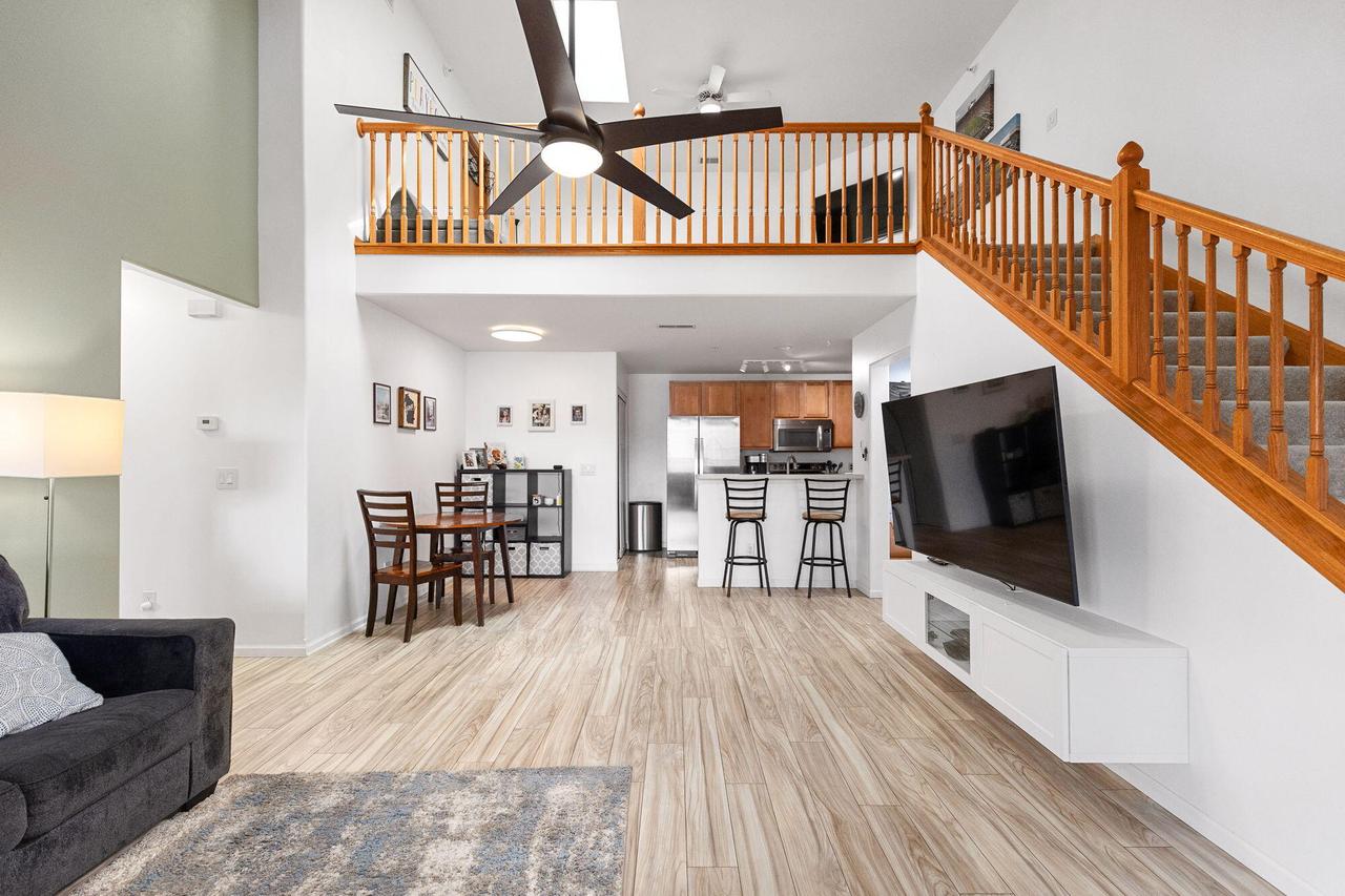 2933 W Drexel Ave #509, Franklin, WI 53132