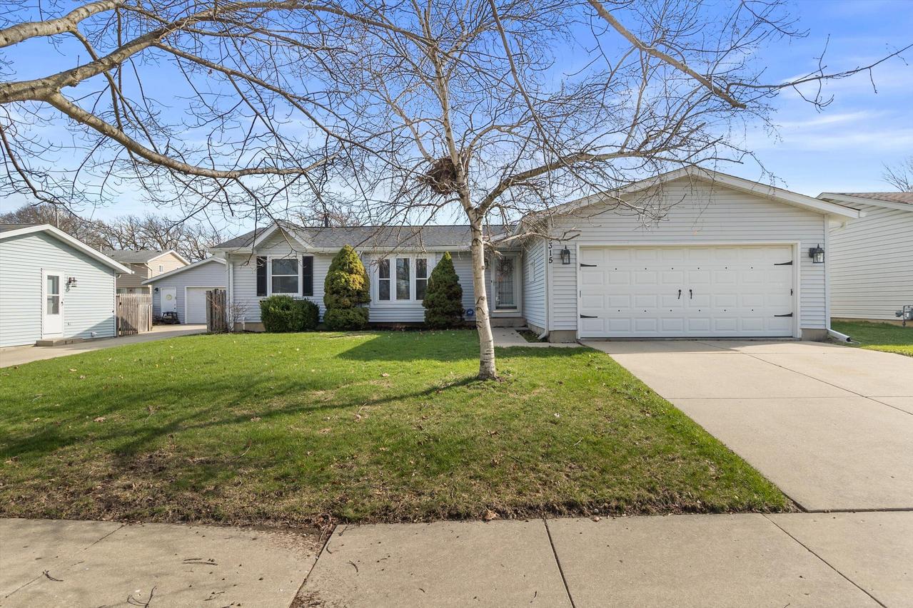 5315 66th Pl, Kenosha, WI 53142