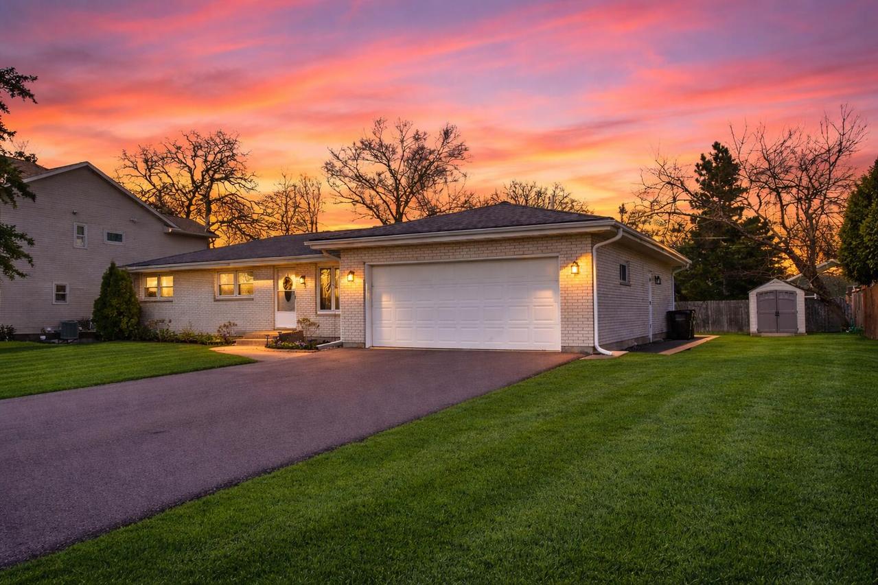 39240 93rd St, Randall, WI 53128