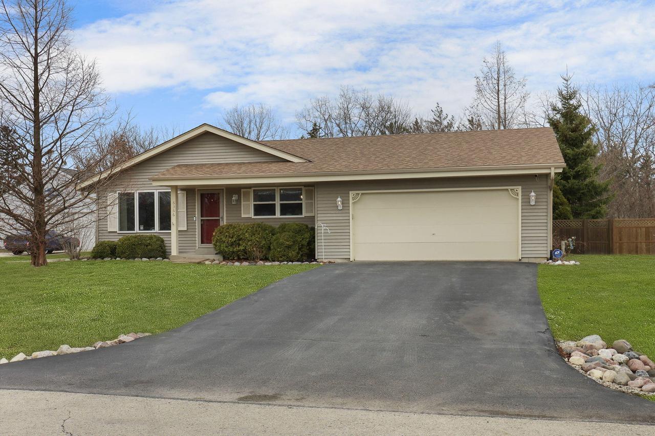 6366 Ambassador Ln, Caledonia, WI 53402