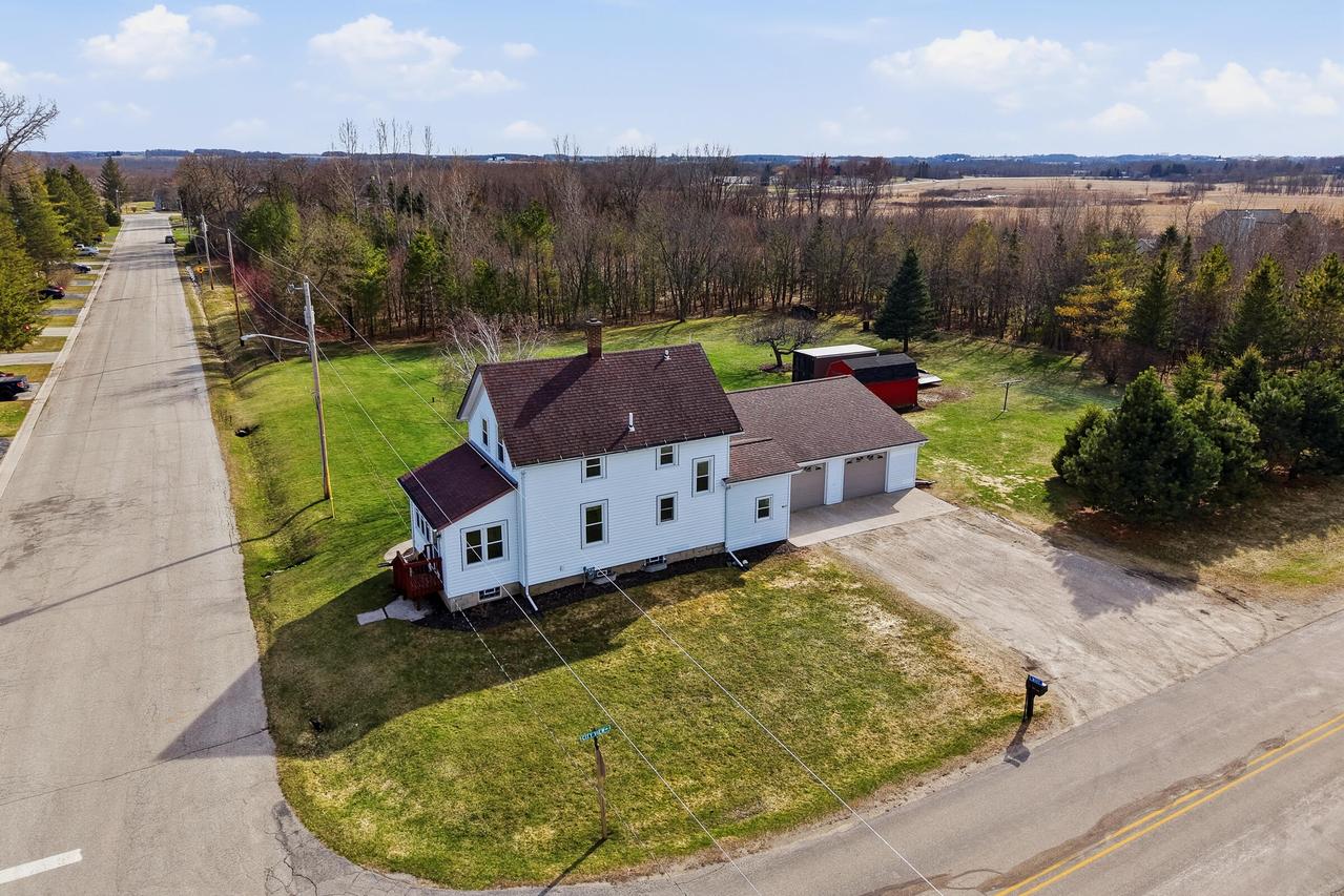W197 City View, New Holstein, WI 53042