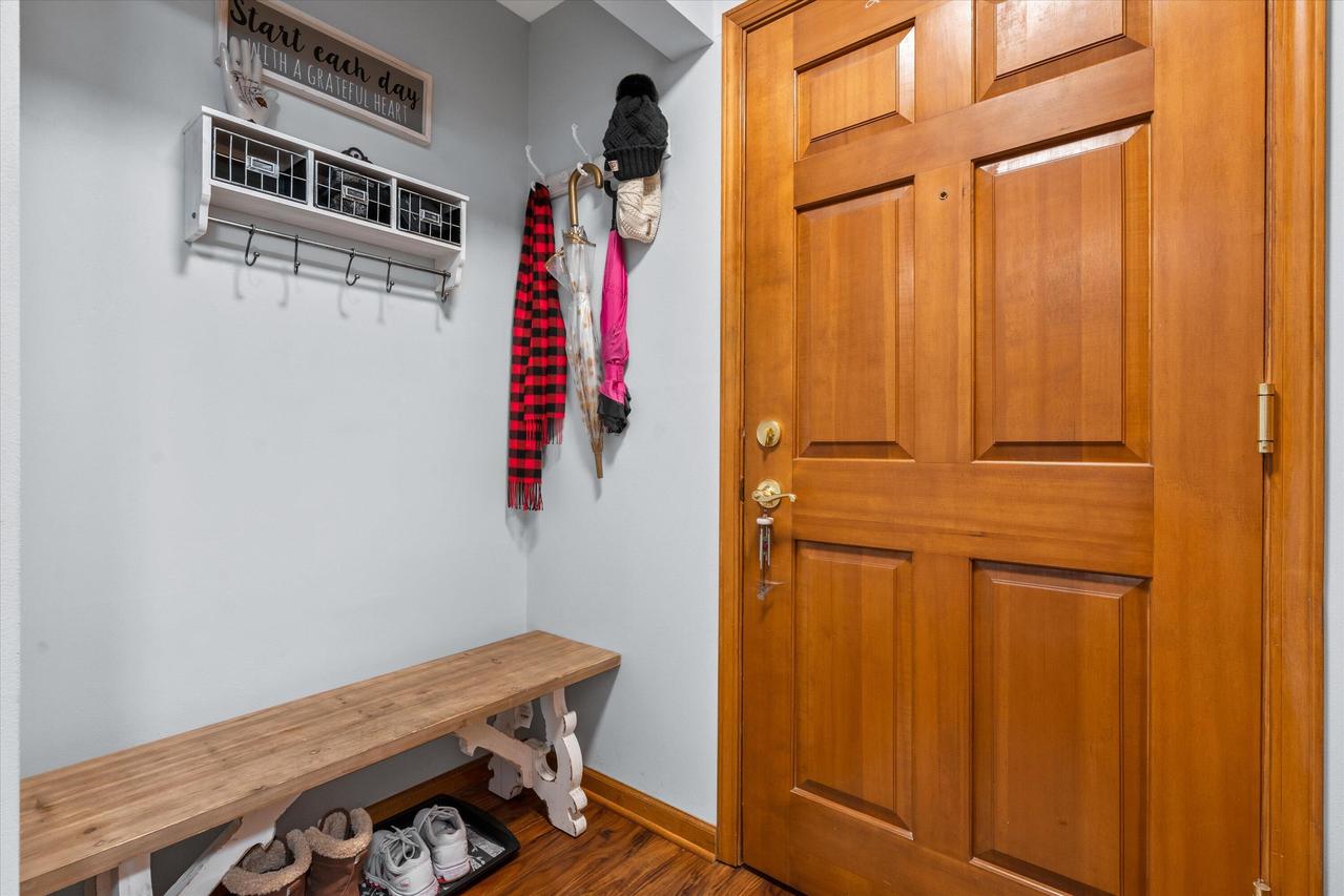 530 N Silverbrook Dr #131, West Bend, WI 53090