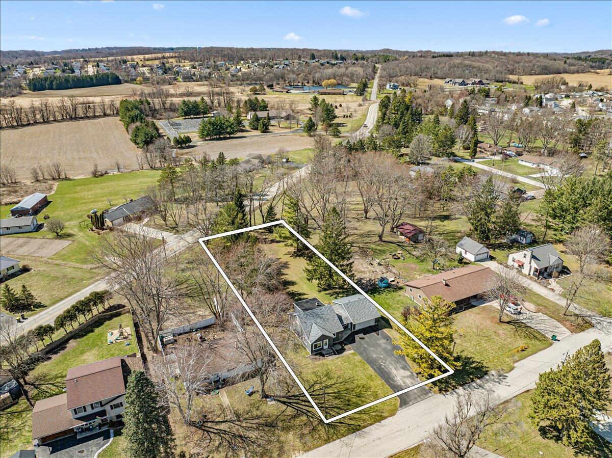 6741 Jansen Dr, Barton, WI 53090