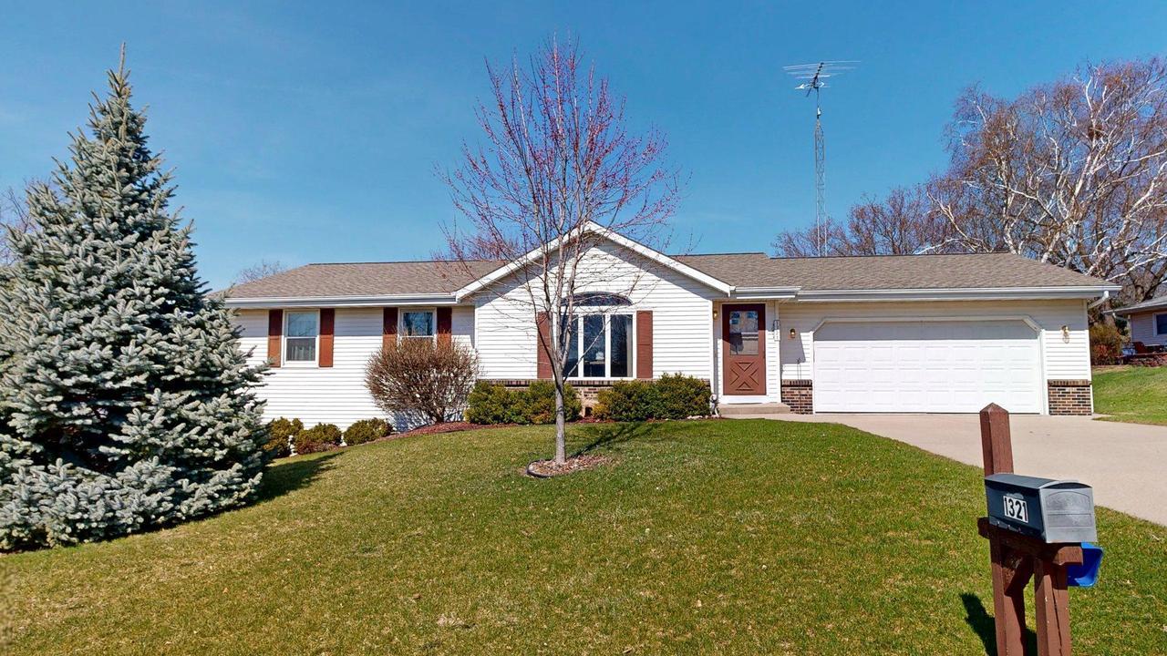 1321 Jamesway -, Fort Atkinson, WI 53538