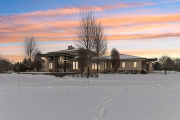 New Homes with In-ground Swimming Pools in Oconomowoc Lake: April 5th to April 11th