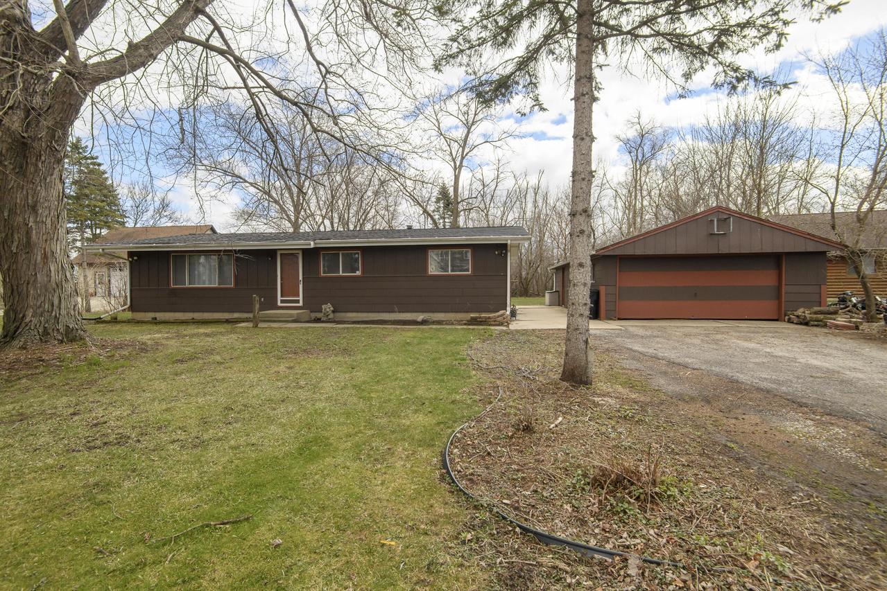 7501 E Wind Lake, Norway, WI 53185