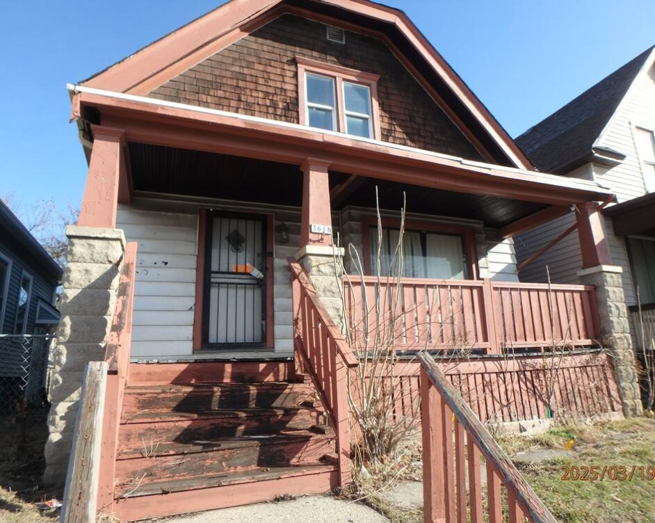 3618 W Burleigh St, Milwaukee, WI 53210