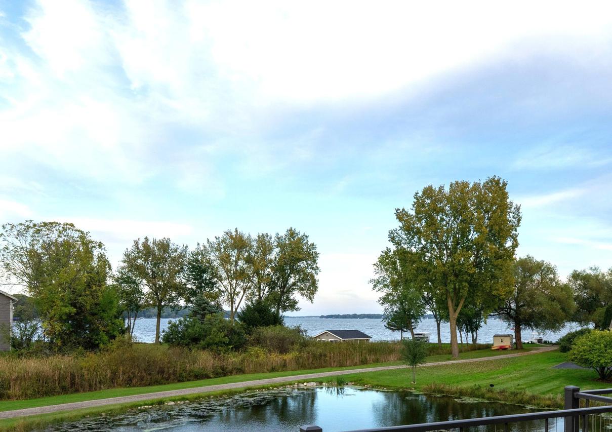 N24W30426 Crystal Springs, Delafield, WI 53072