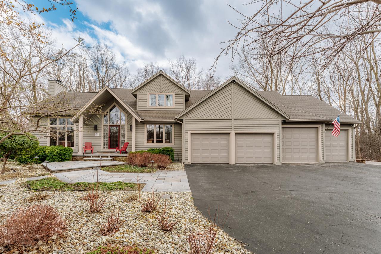18875 Black Forest, Brookfield, WI 53045