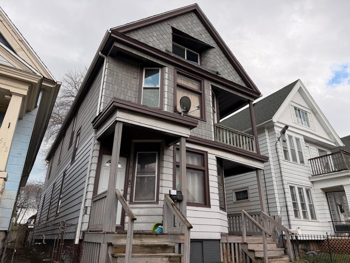 1560-1562 S 15th St, Milwaukee, WI 53204