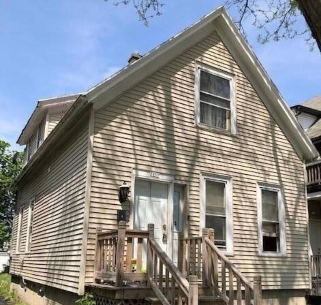 2959 N 6th St, Milwaukee, WI 53212