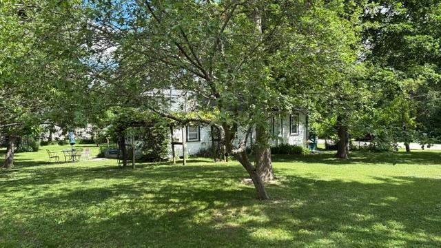 W862 Florence Rd, Bloomfield, WI 53128
