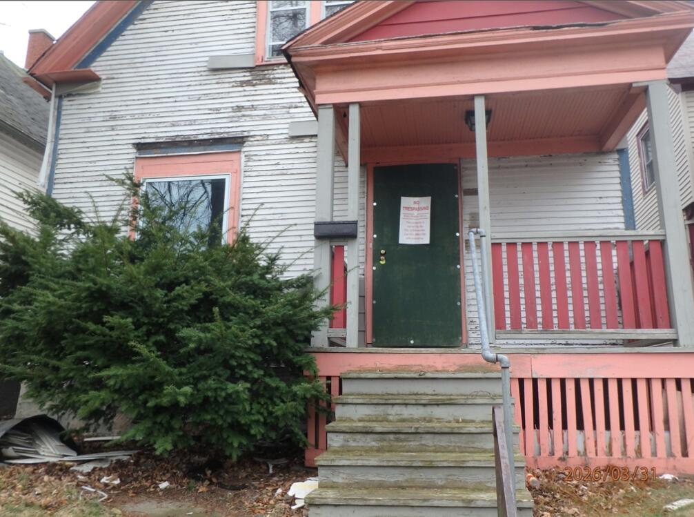 3567 N 12th St, Milwaukee, WI 53206