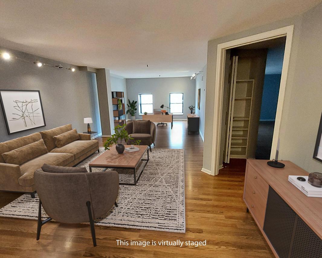 270 E Highland Ave #612, Milwaukee, WI 53202