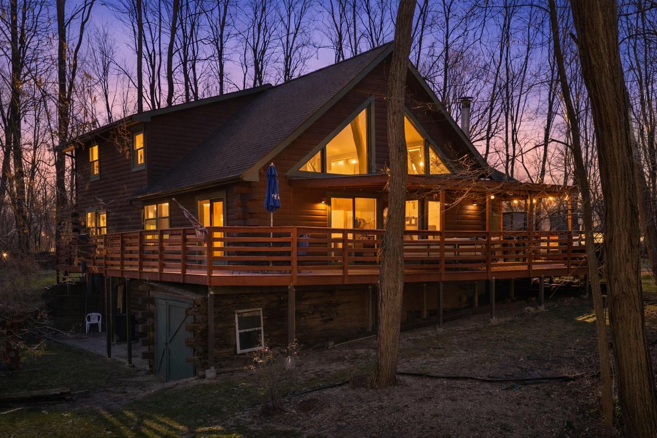 9225 400th Ave, Randall, WI 53128