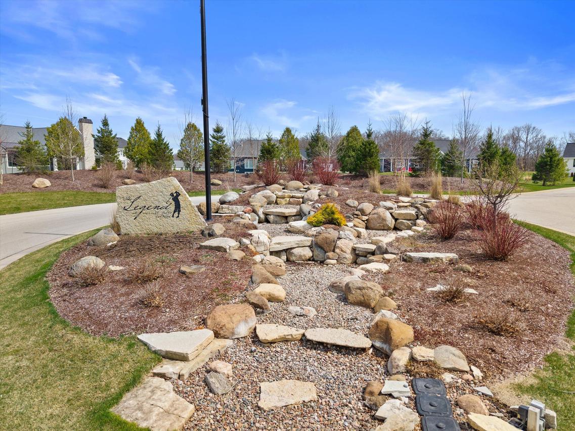 S36W27328 Legend At Merrill Hills, Waukesha, WI 53189