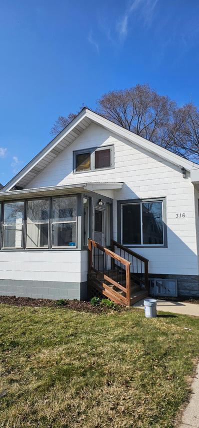 316 Harrison Ave, Waukesha, WI 53186