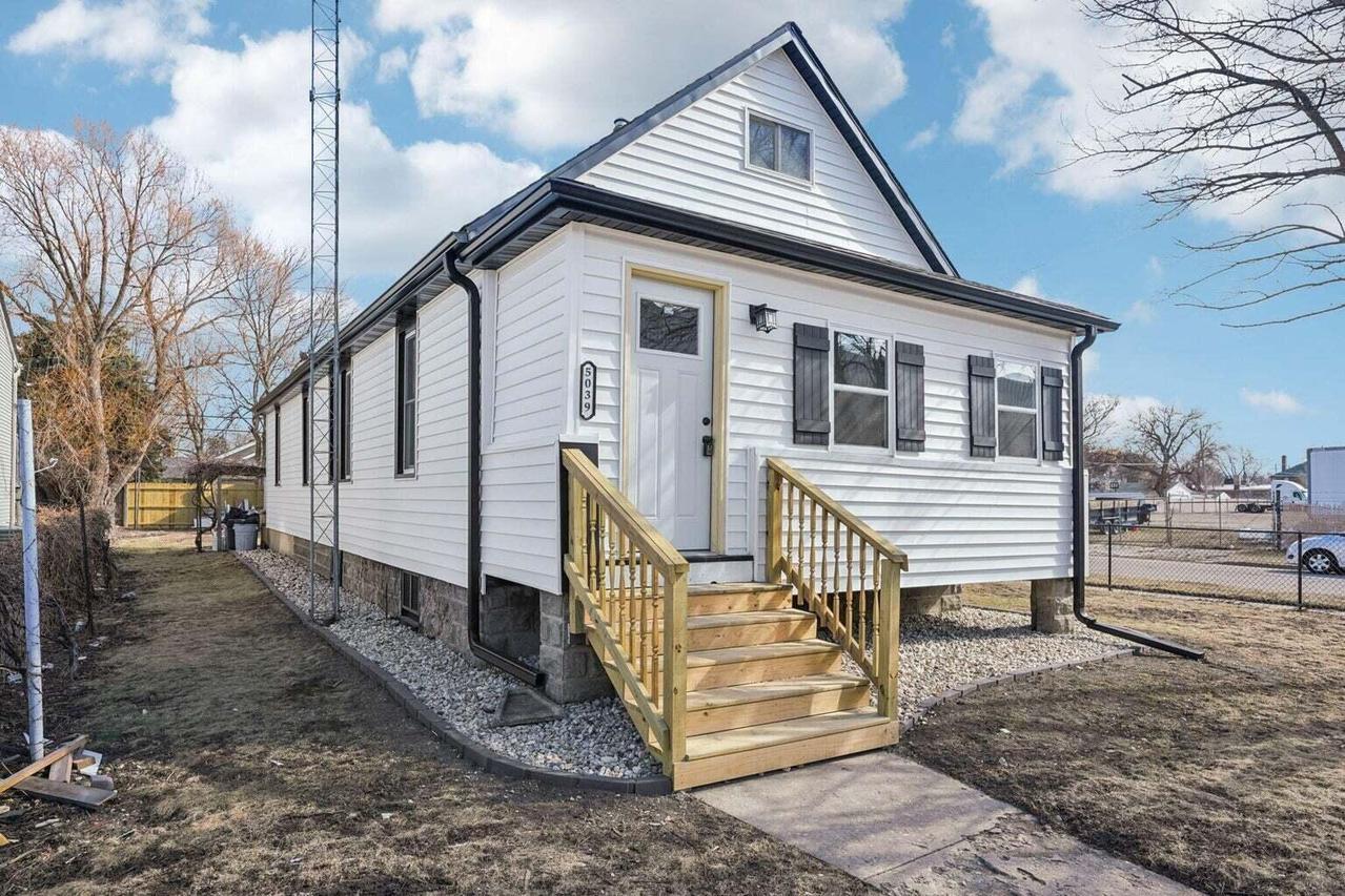 5039 26th Ave, Kenosha, WI 53140